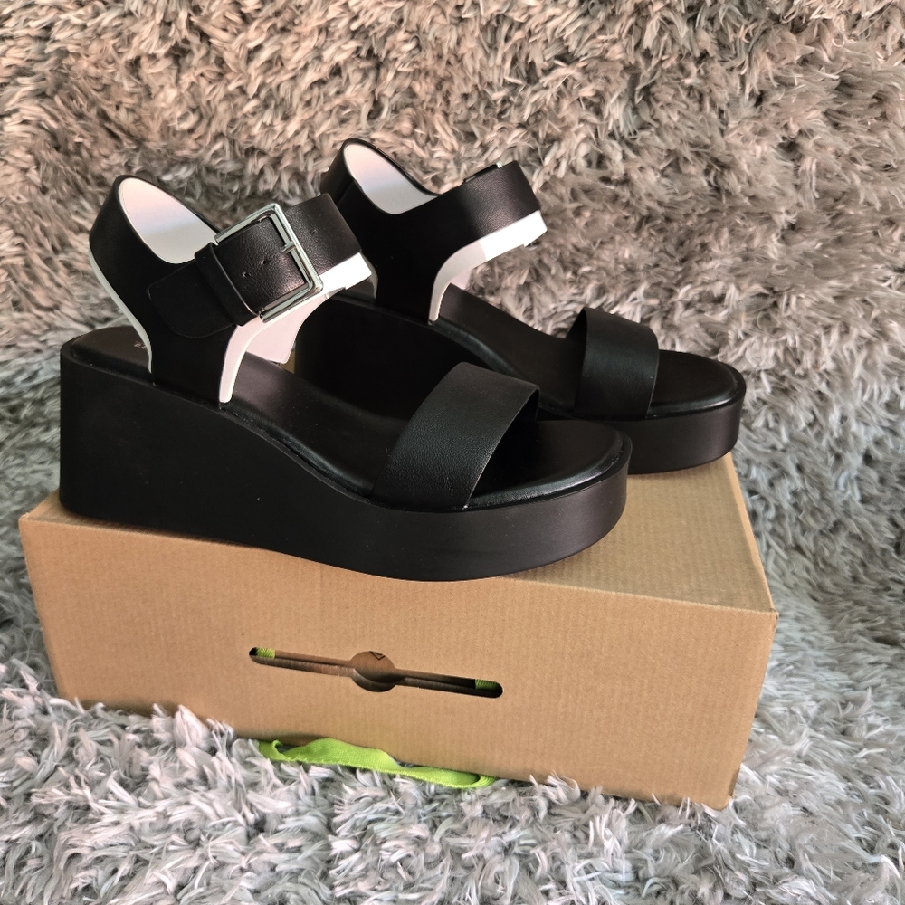 Call It Spring Women's Merisa Wedge Sandal